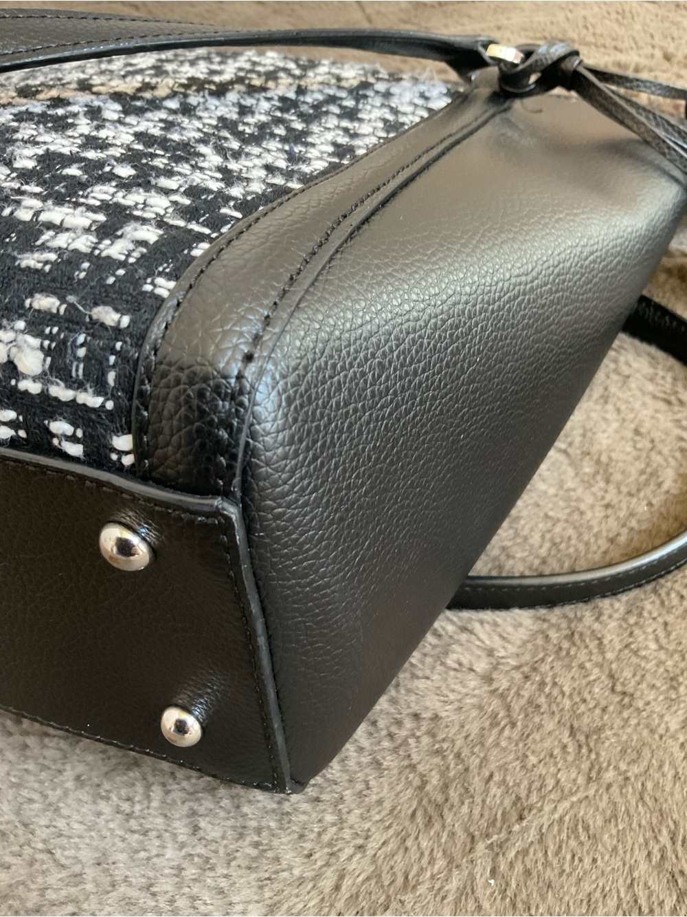 Karl Lagerfeld Paris Iris Tote - Picture 14 of 16